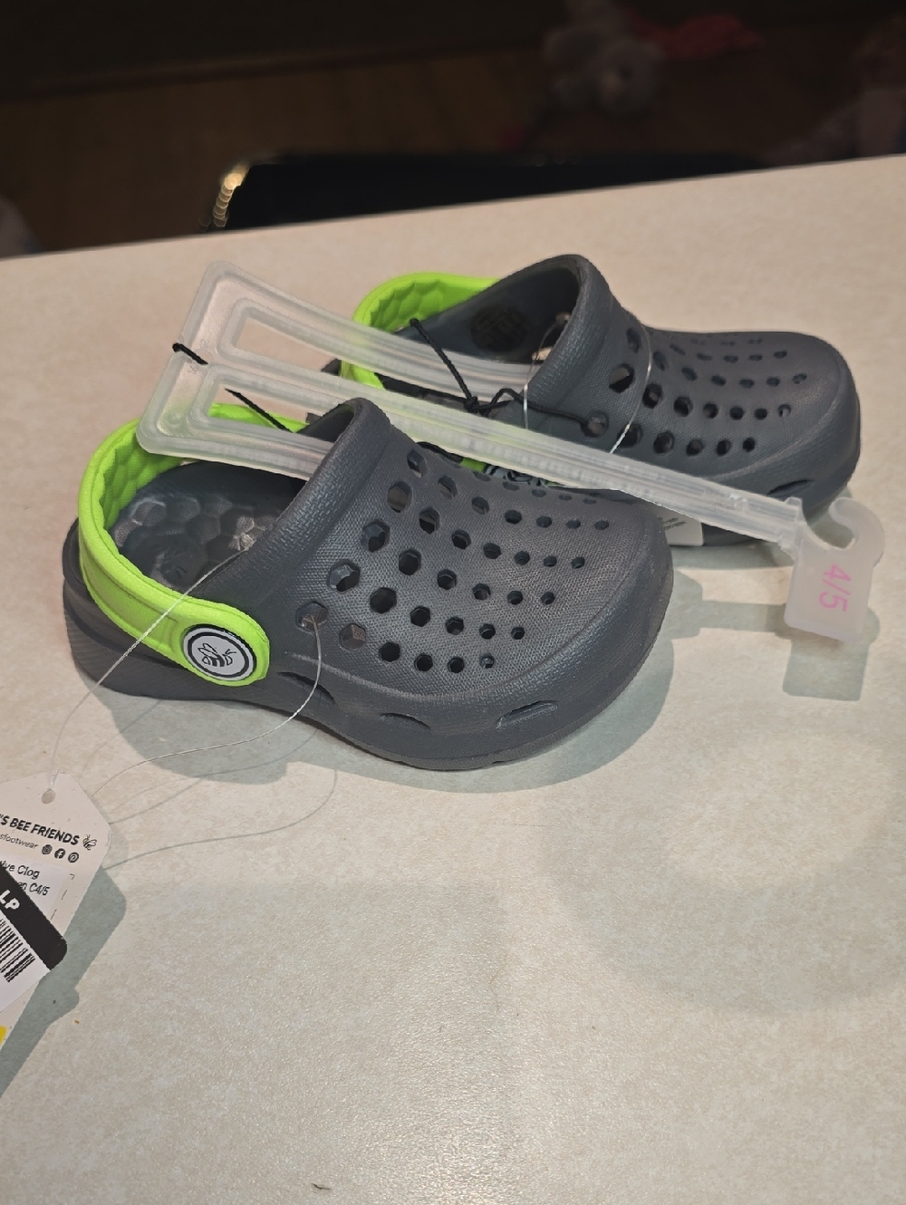Joybees Toddler Gray Clogs with Green Strap Size 4/5